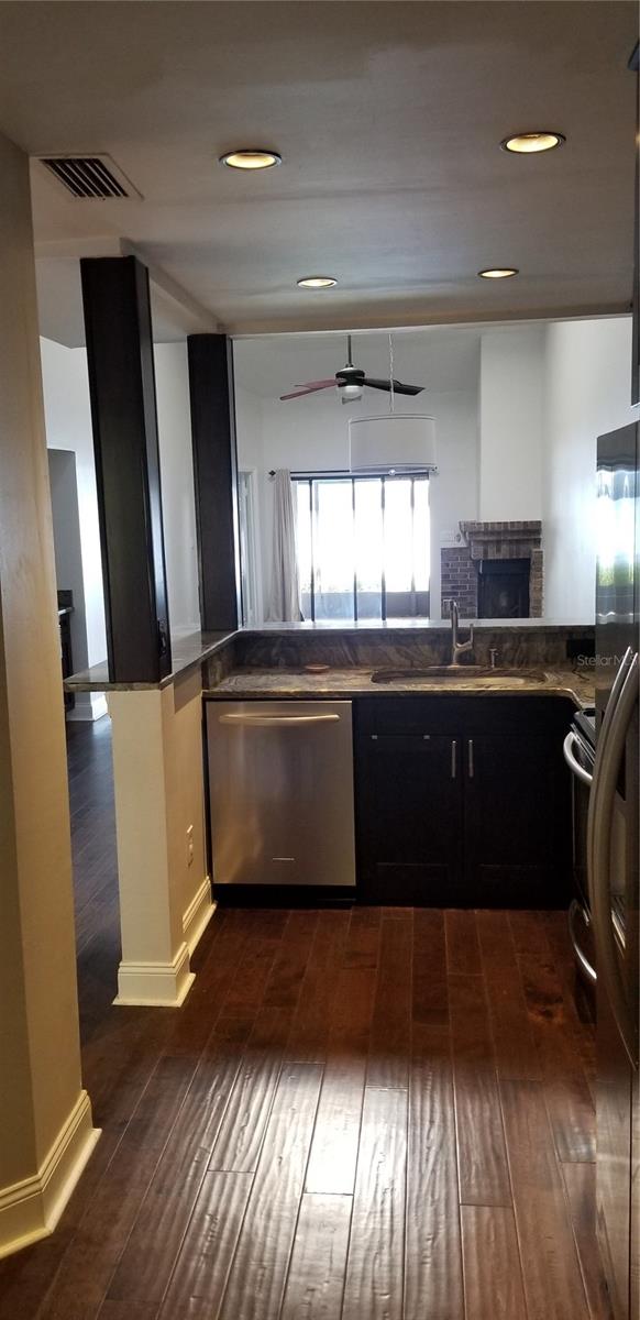 Image 11 of 28 For 7656 Spring Bay Cove S