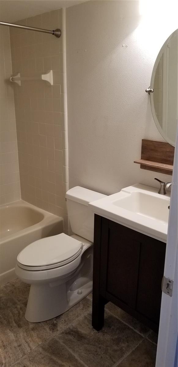 Image 15 of 28 For 7656 Spring Bay Cove S