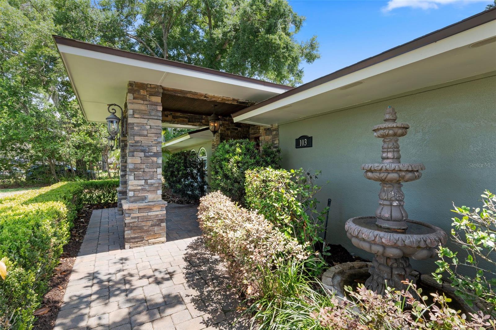 Image 4 of 71 For 103 Greenleaf Lane