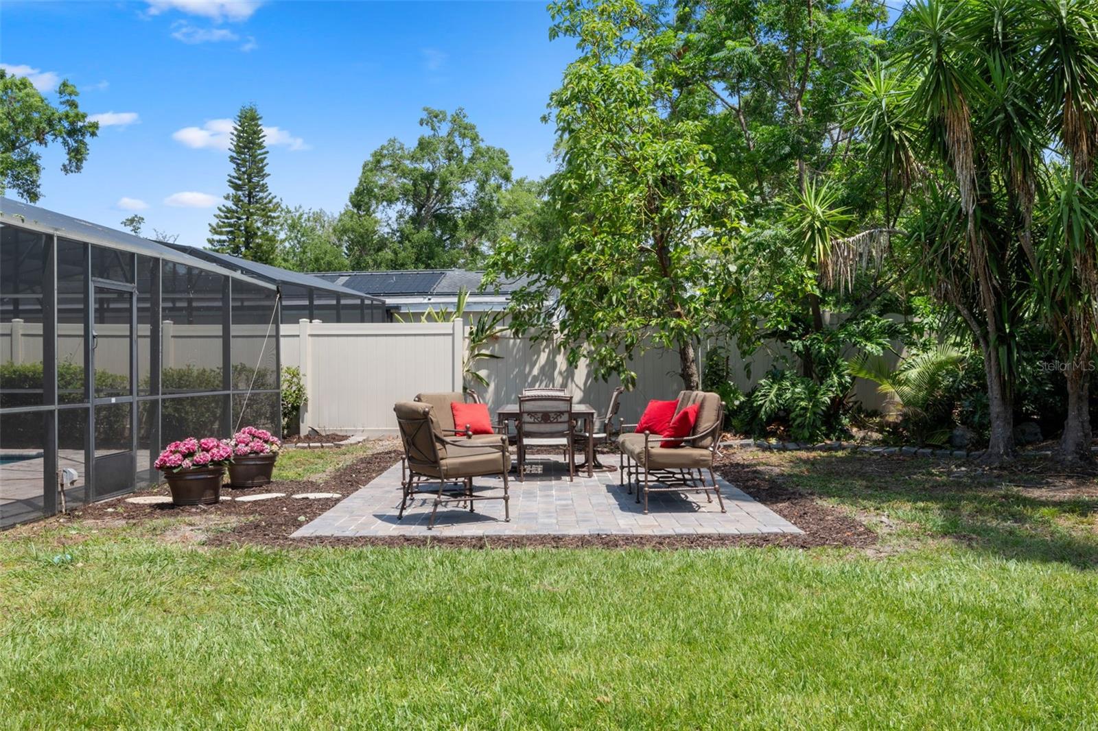 Image 43 of 71 For 103 Greenleaf Lane