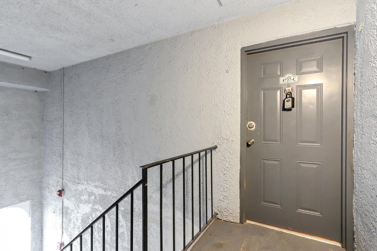 Image 18 of 20 For 4727 Texas Avenue 4727c