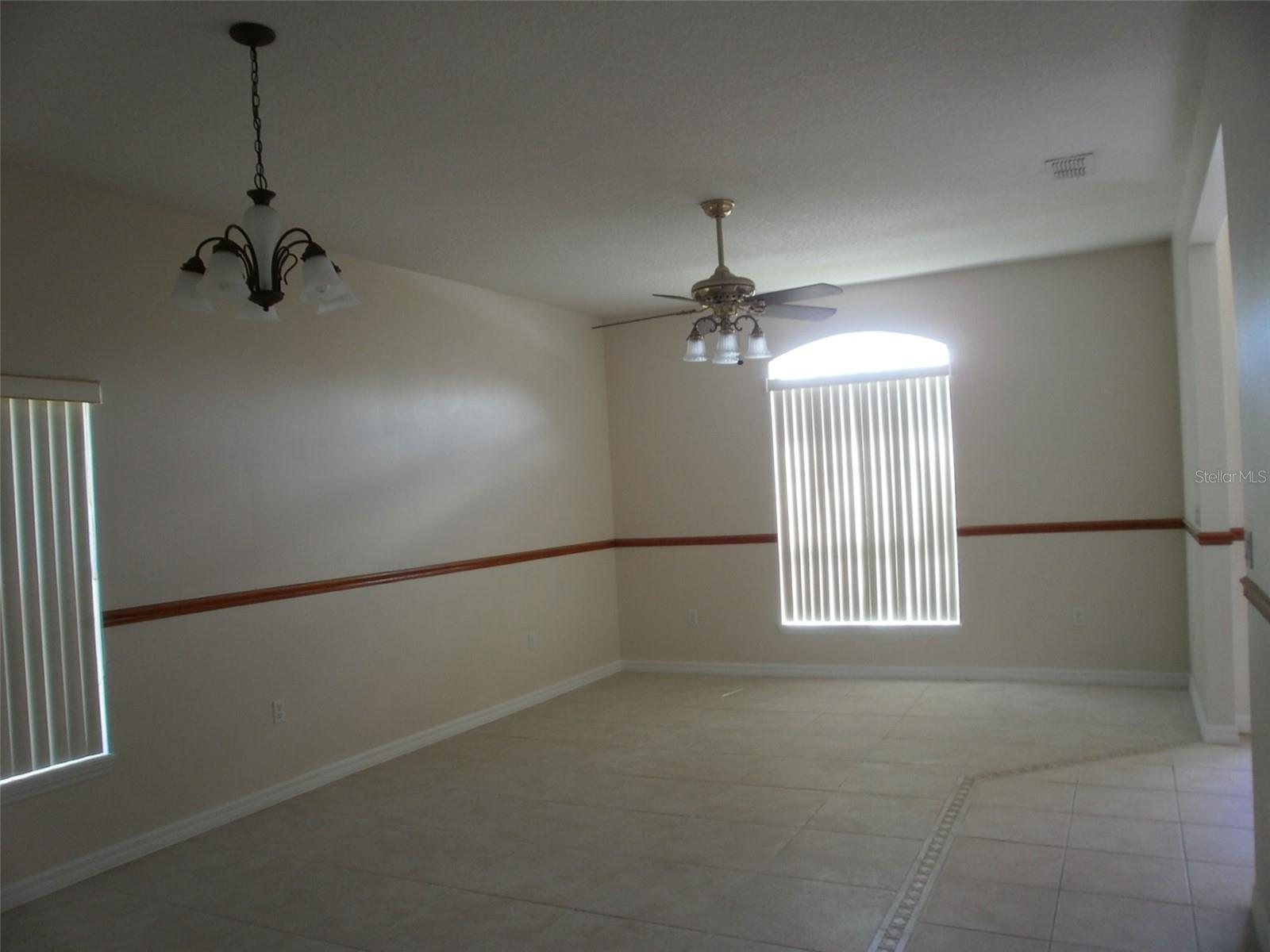 Image 3 of 17 For 7739 Newlan Drive