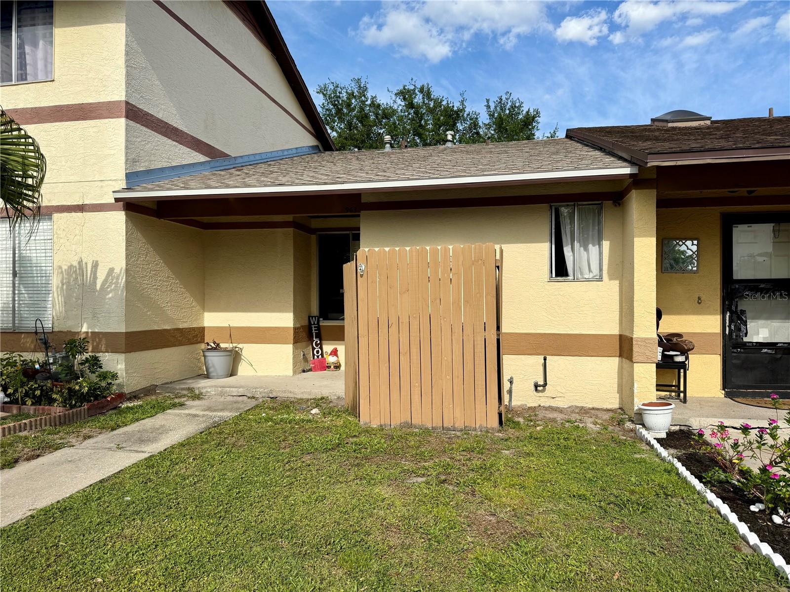 Image 2 of 12 For 963 Stucki Terrace