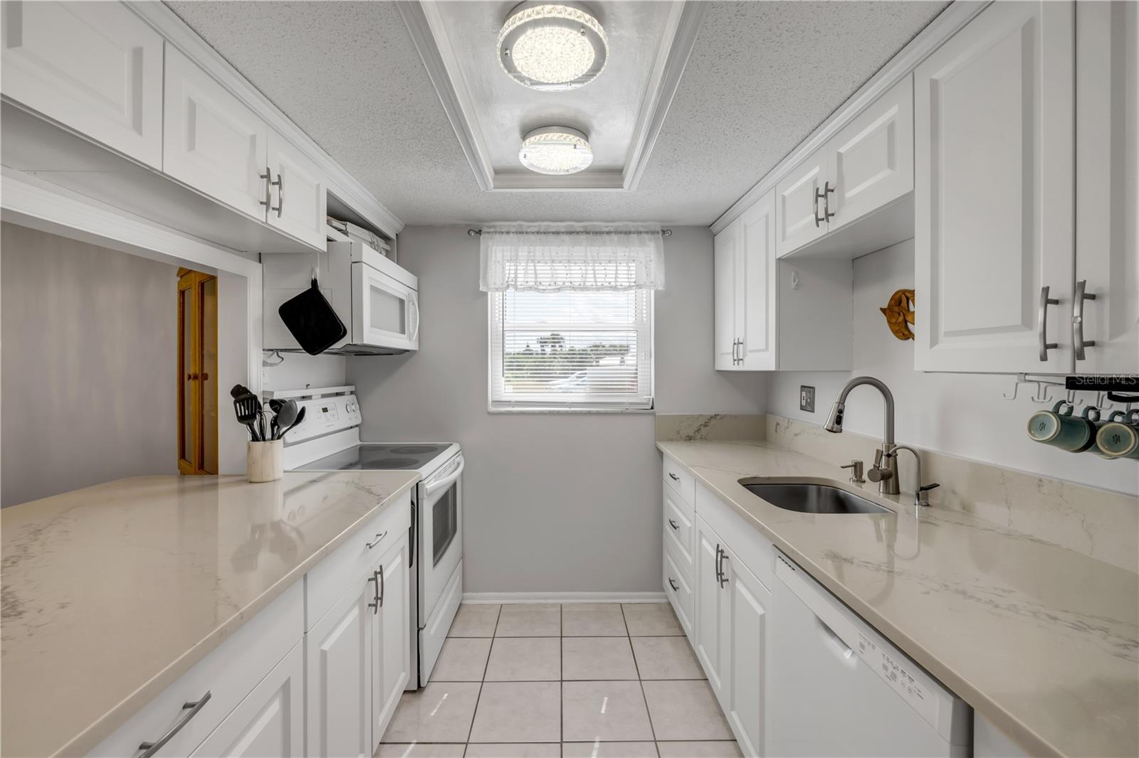 Image 7 of 32 For 2750 Ocean Shore Boulevard 350