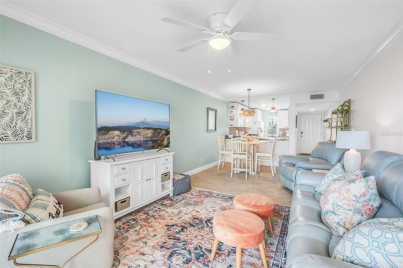 Image 11 of 38 For 3801 Atlantic Avenue Ut212