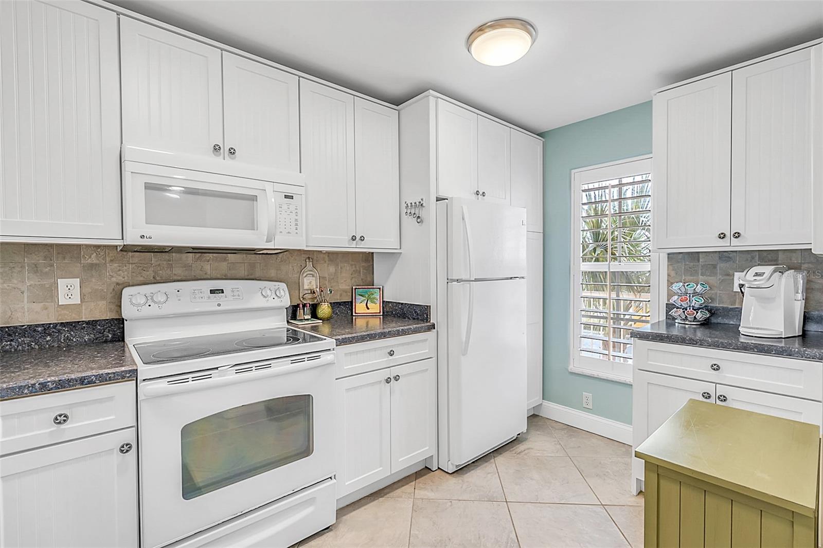 Image 15 of 38 For 3801 Atlantic Avenue Ut212