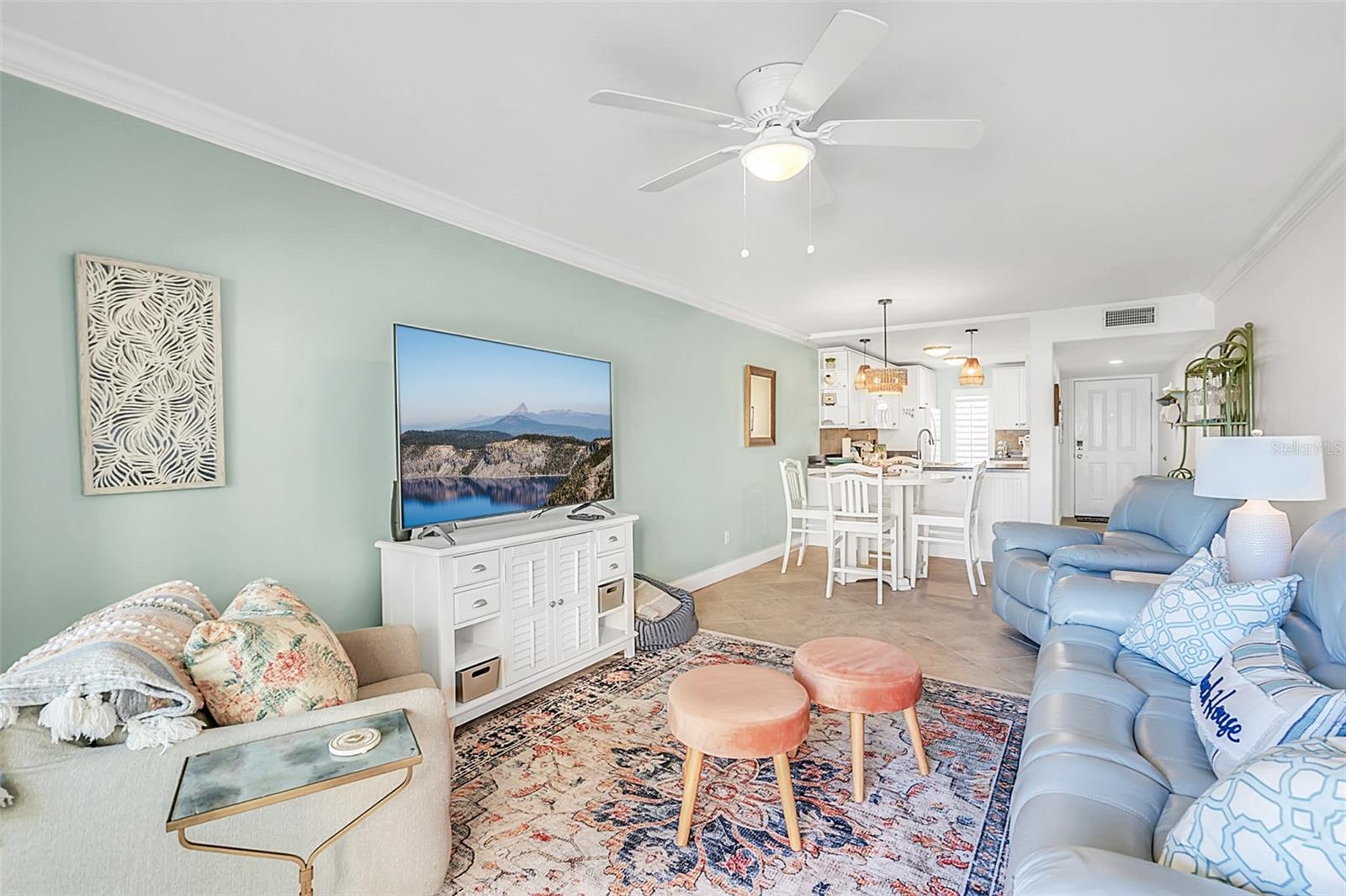 Image 9 of 38 For 3801 Atlantic Avenue Ut212