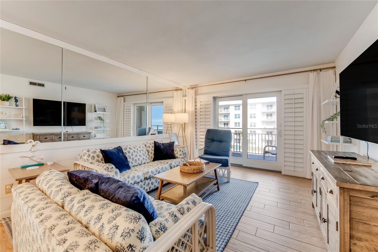 Image 9 of 30 For 4153 Atlantic Avenue 3070