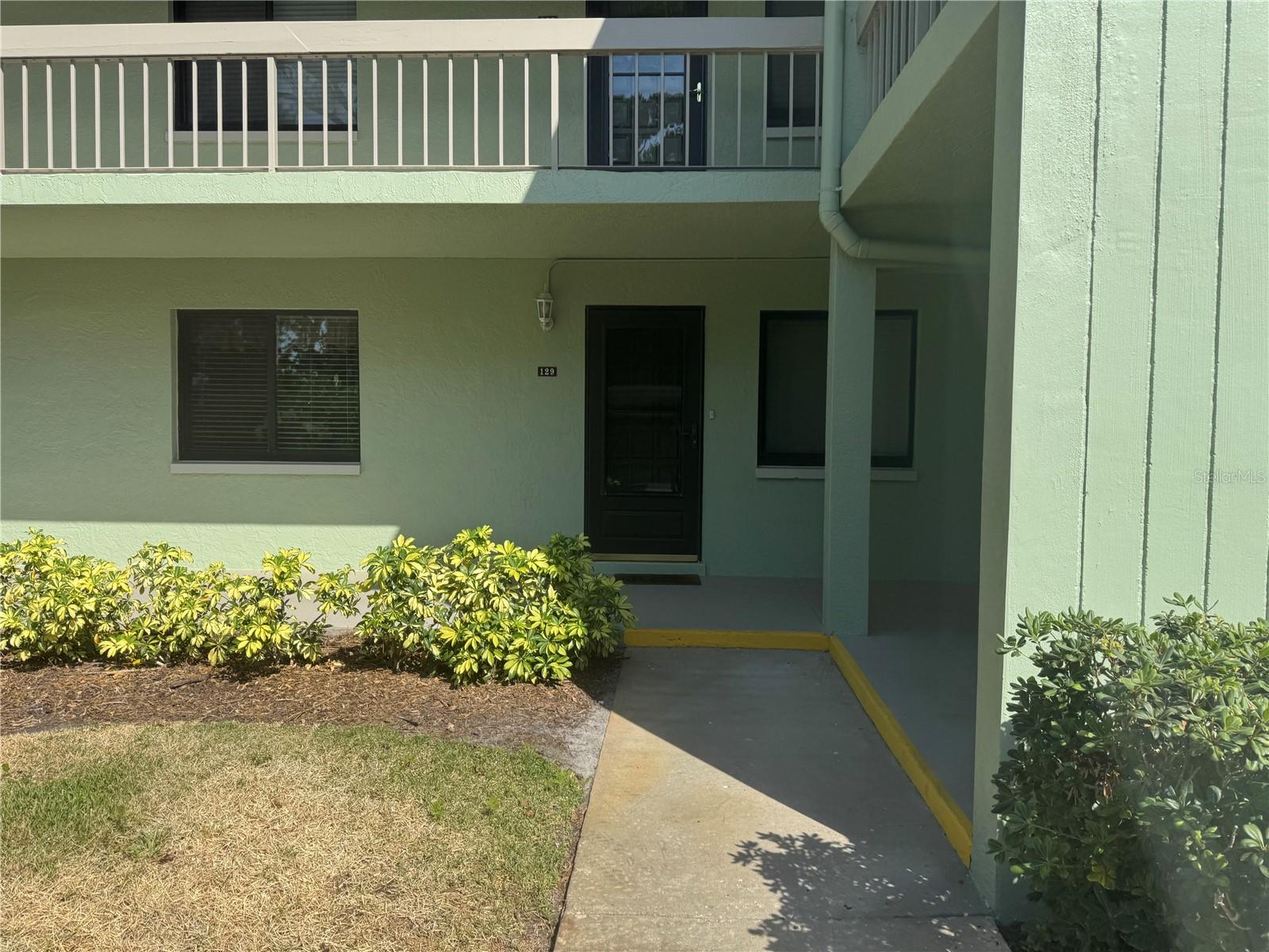 Image 2 of 14 For 129 Caryl Way 129