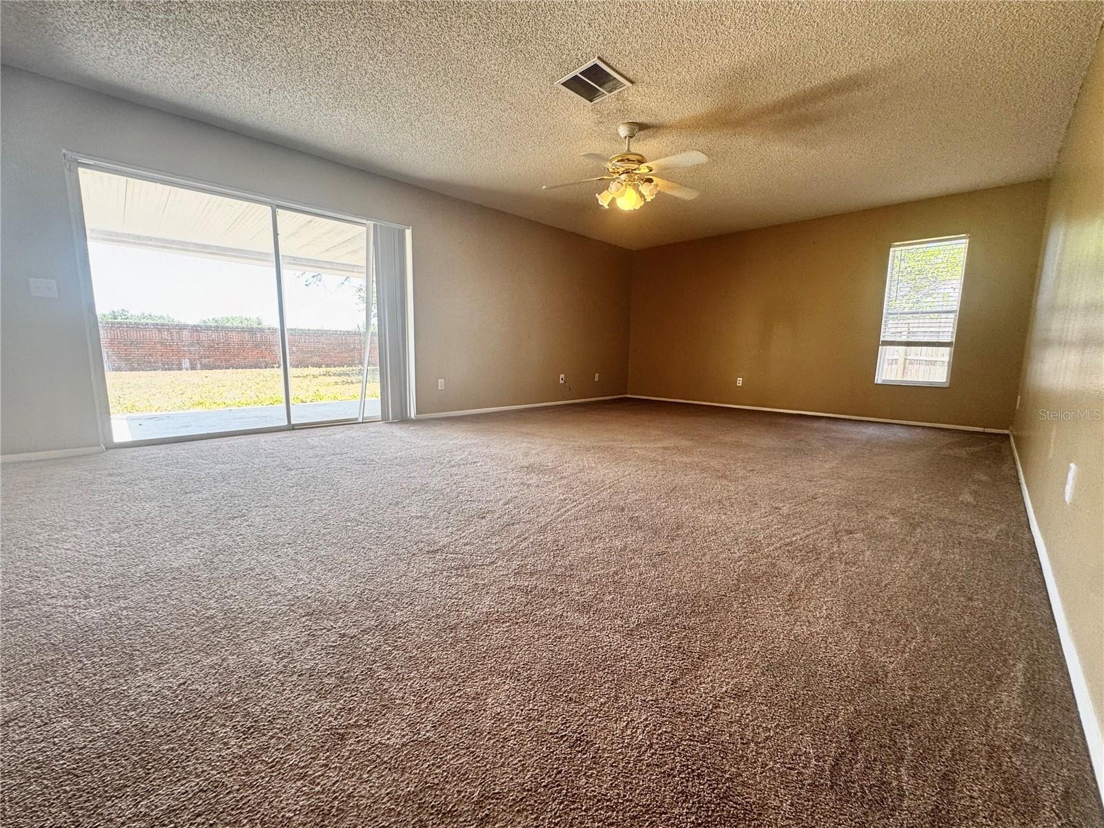 Image 11 of 21 For 305 Sterling Lake Drive