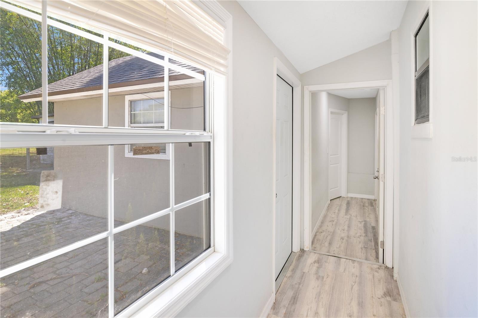 Image 15 of 26 For 2927 Ahern Drive