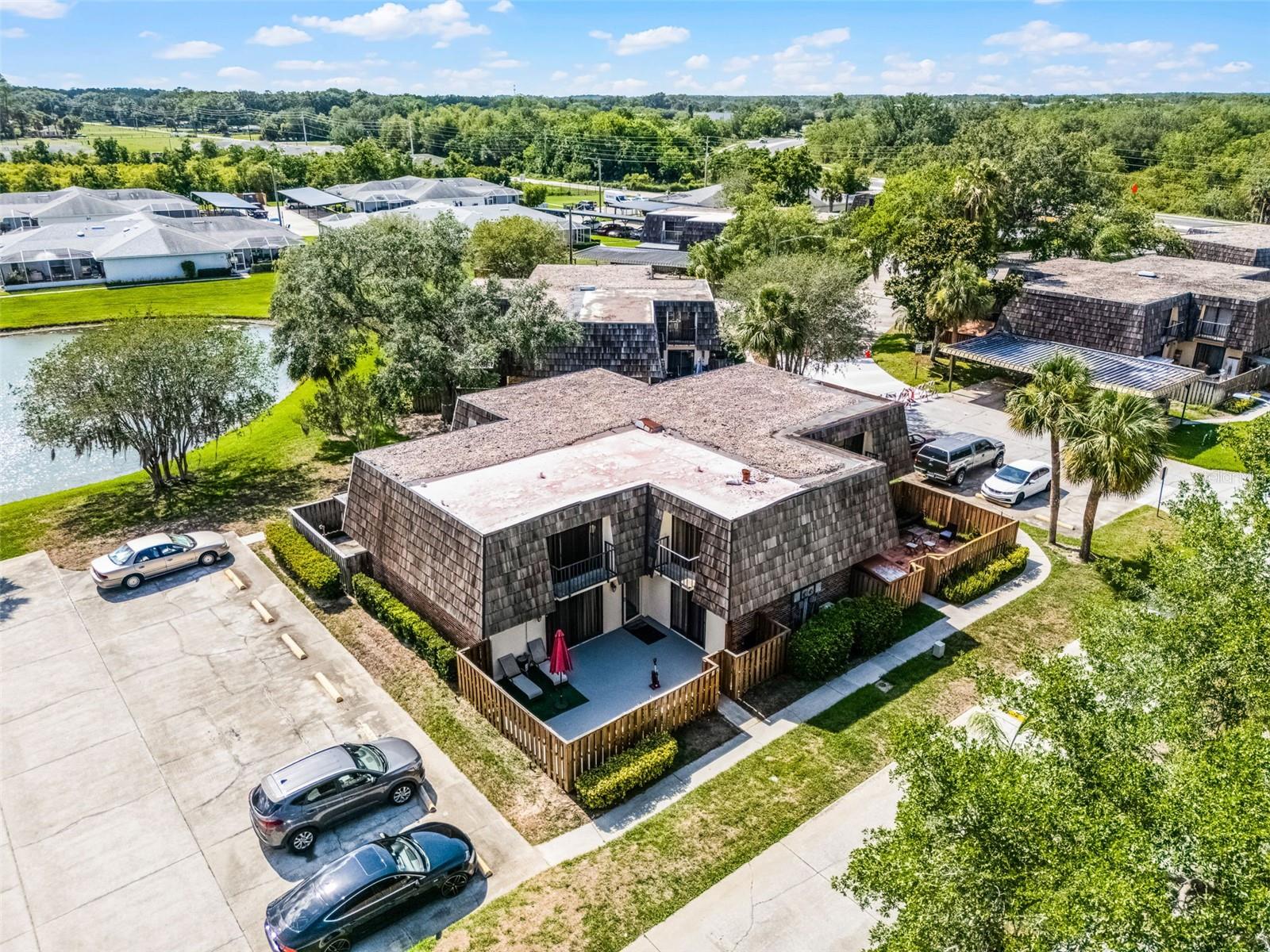 Image 40 of 41 For 917 Royal Oak Boulevard