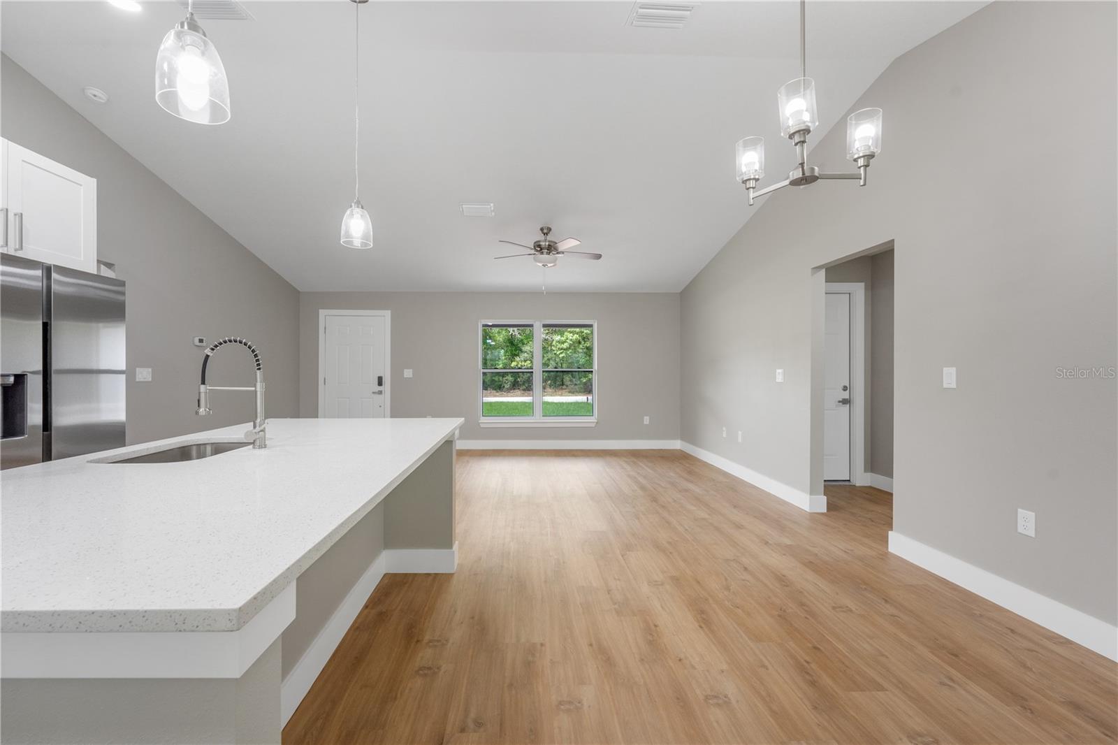 Listing photo id 15 for 274 Bolero Place