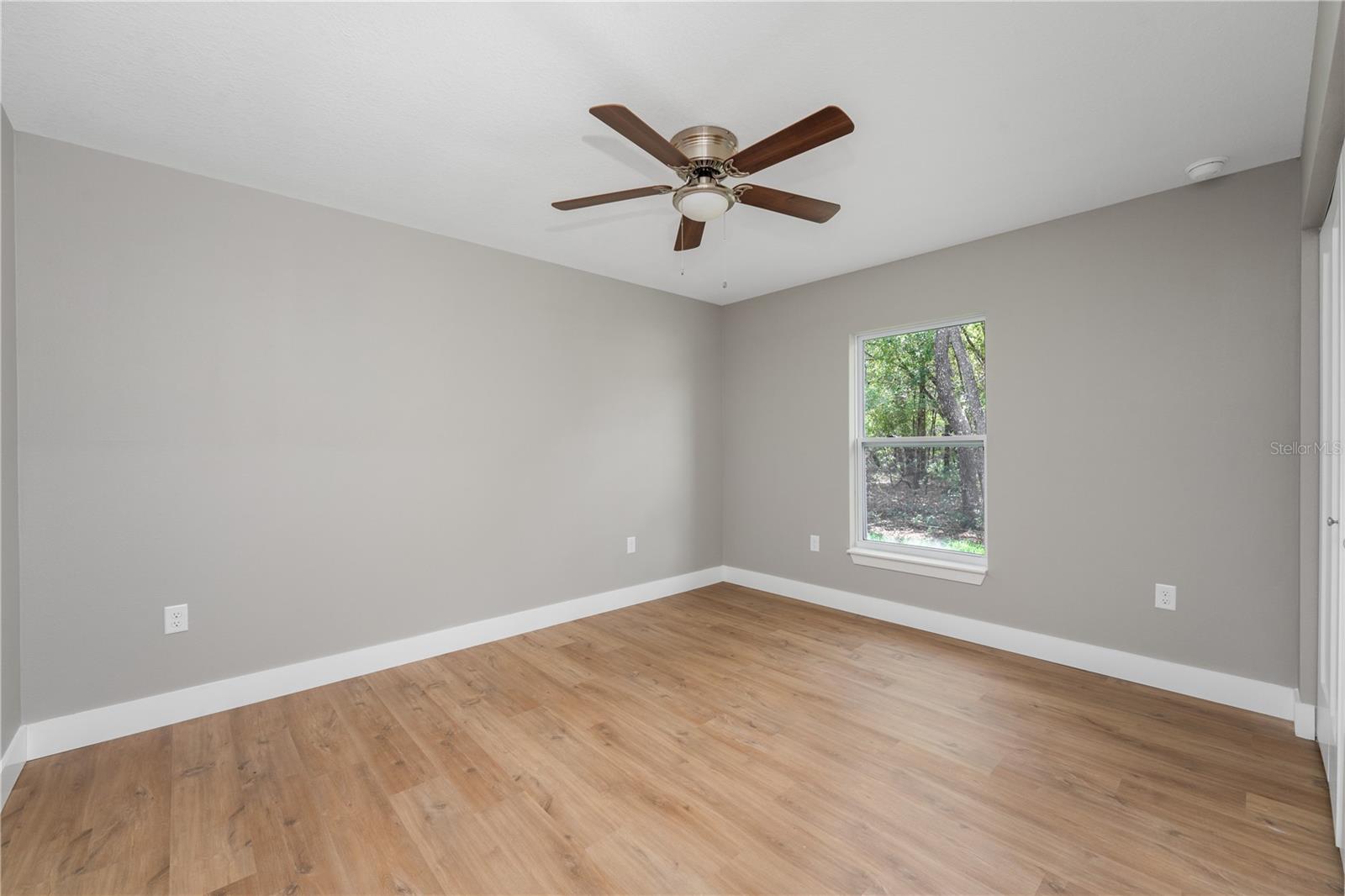 Listing photo id 21 for 274 Bolero Place