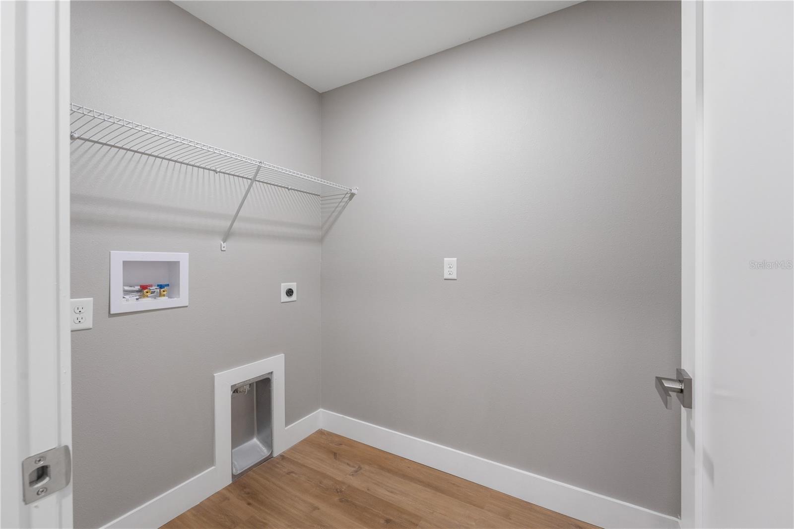 Listing photo id 24 for 274 Bolero Place