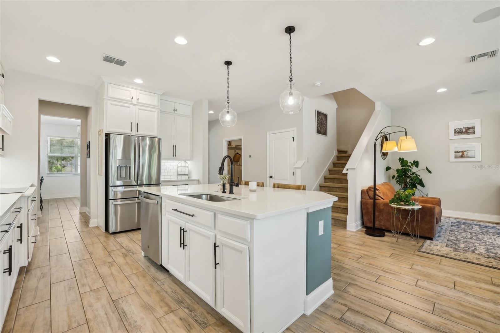 Image 12 of 75 For 17226 Hickory Wind Drive