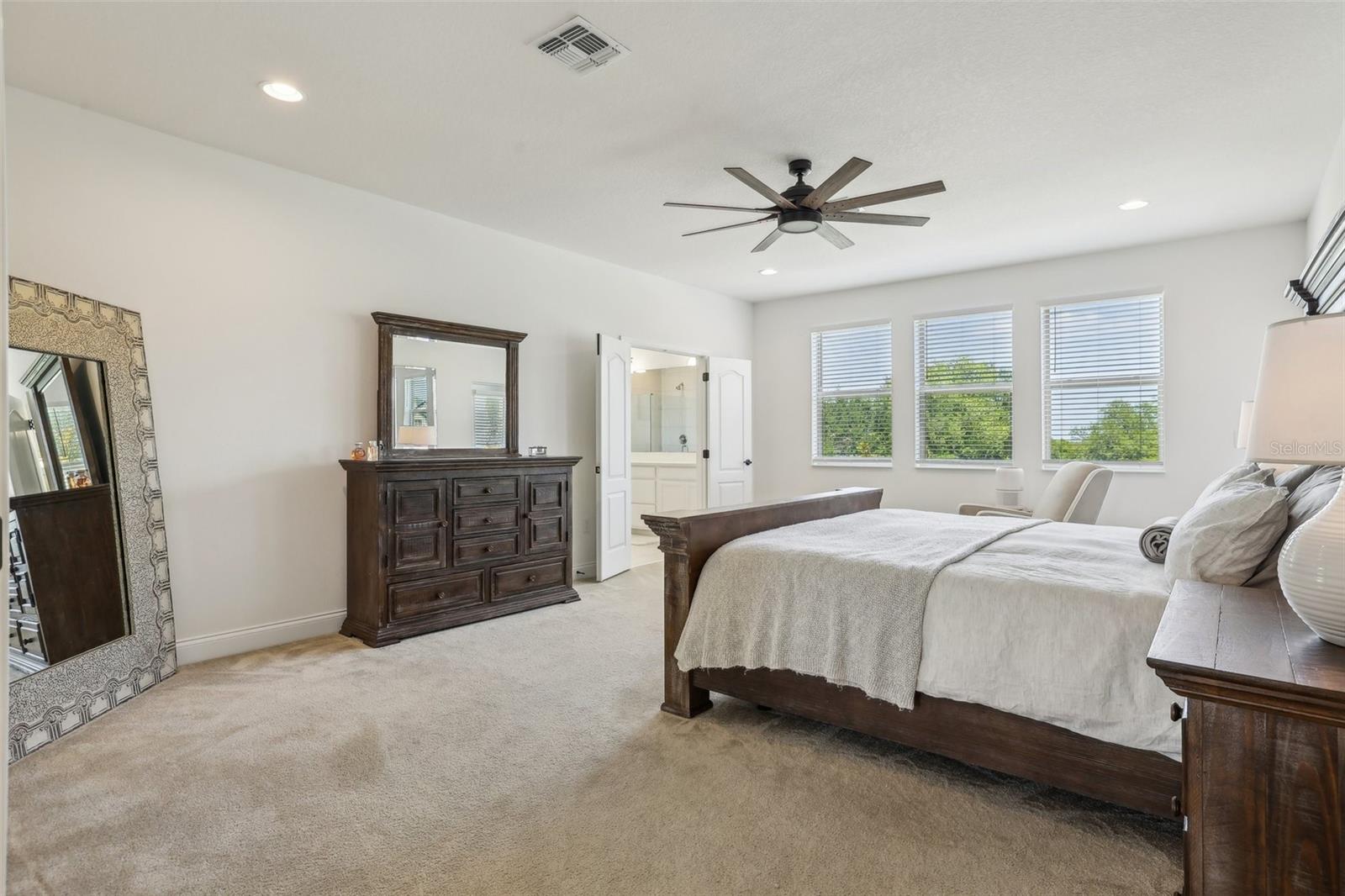 Image 32 of 75 For 17226 Hickory Wind Drive