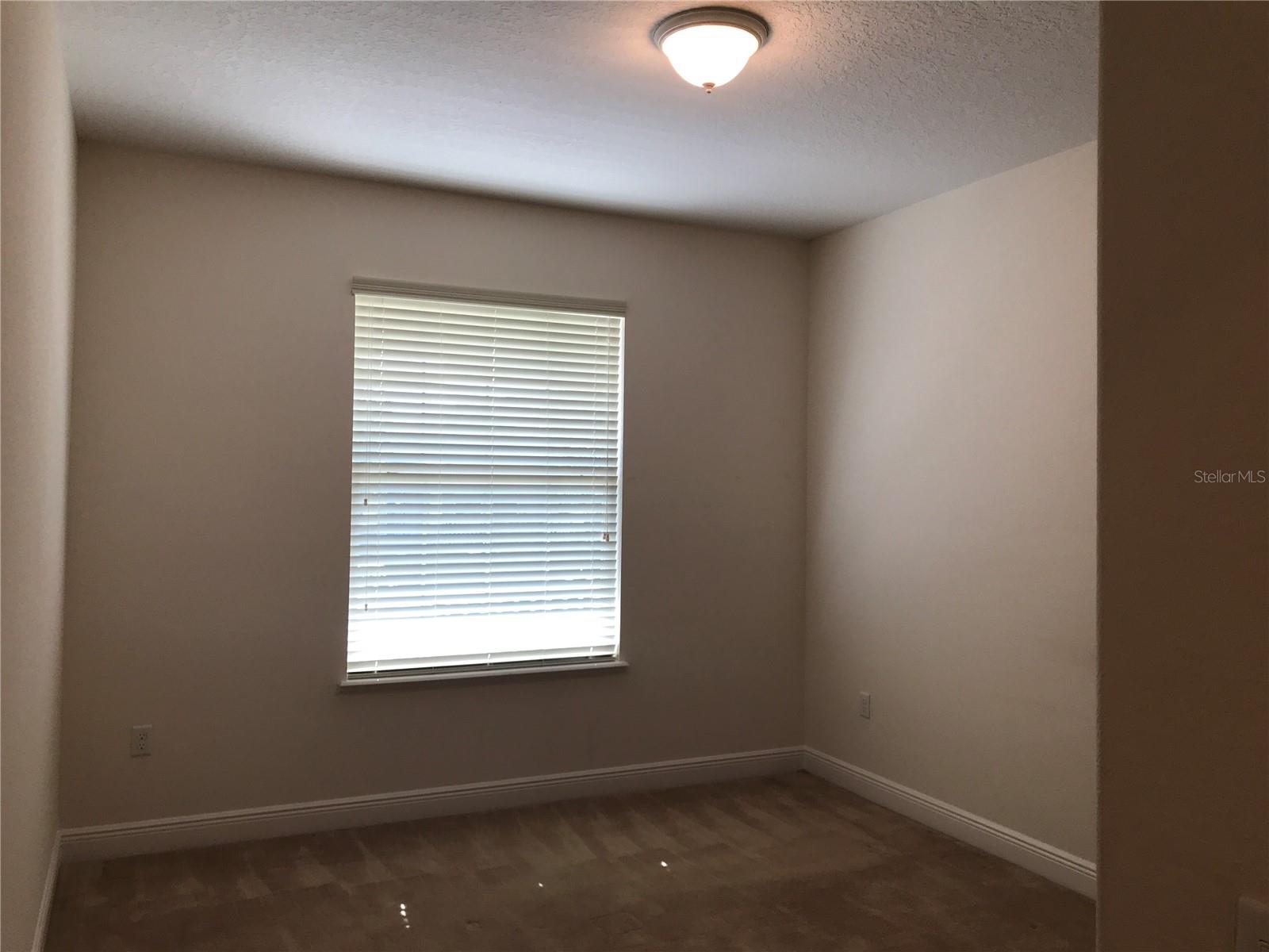 Image 11 of 21 For 8112 Red Crossbill Street