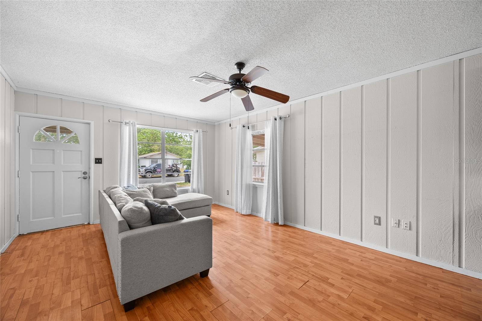 Image 8 of 27 For 1010 Timor Avenue