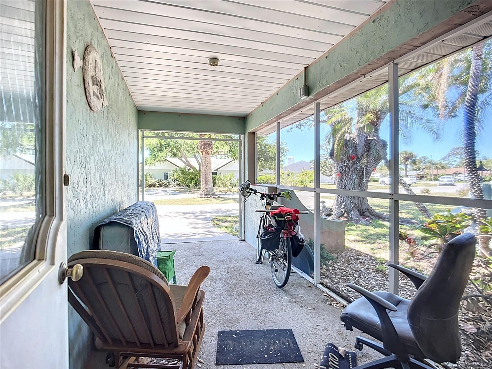 Image 4 of 39 For 1369 Brookside Drive