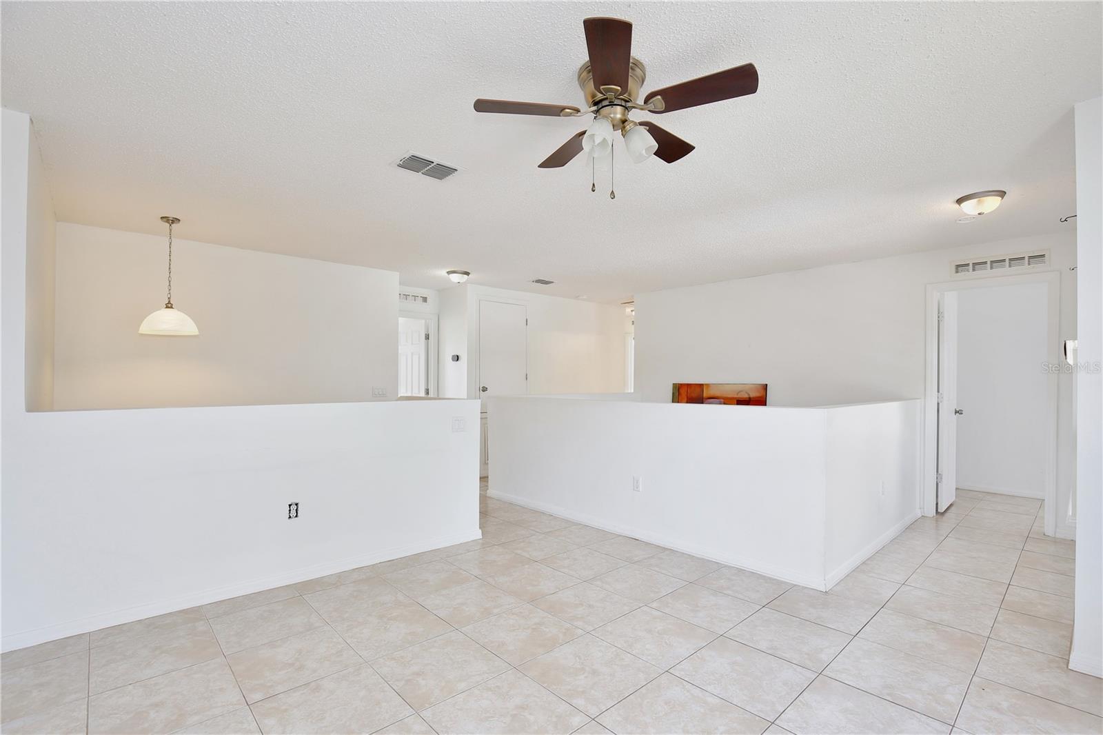 Image 18 of 49 For 629 Milford Drive