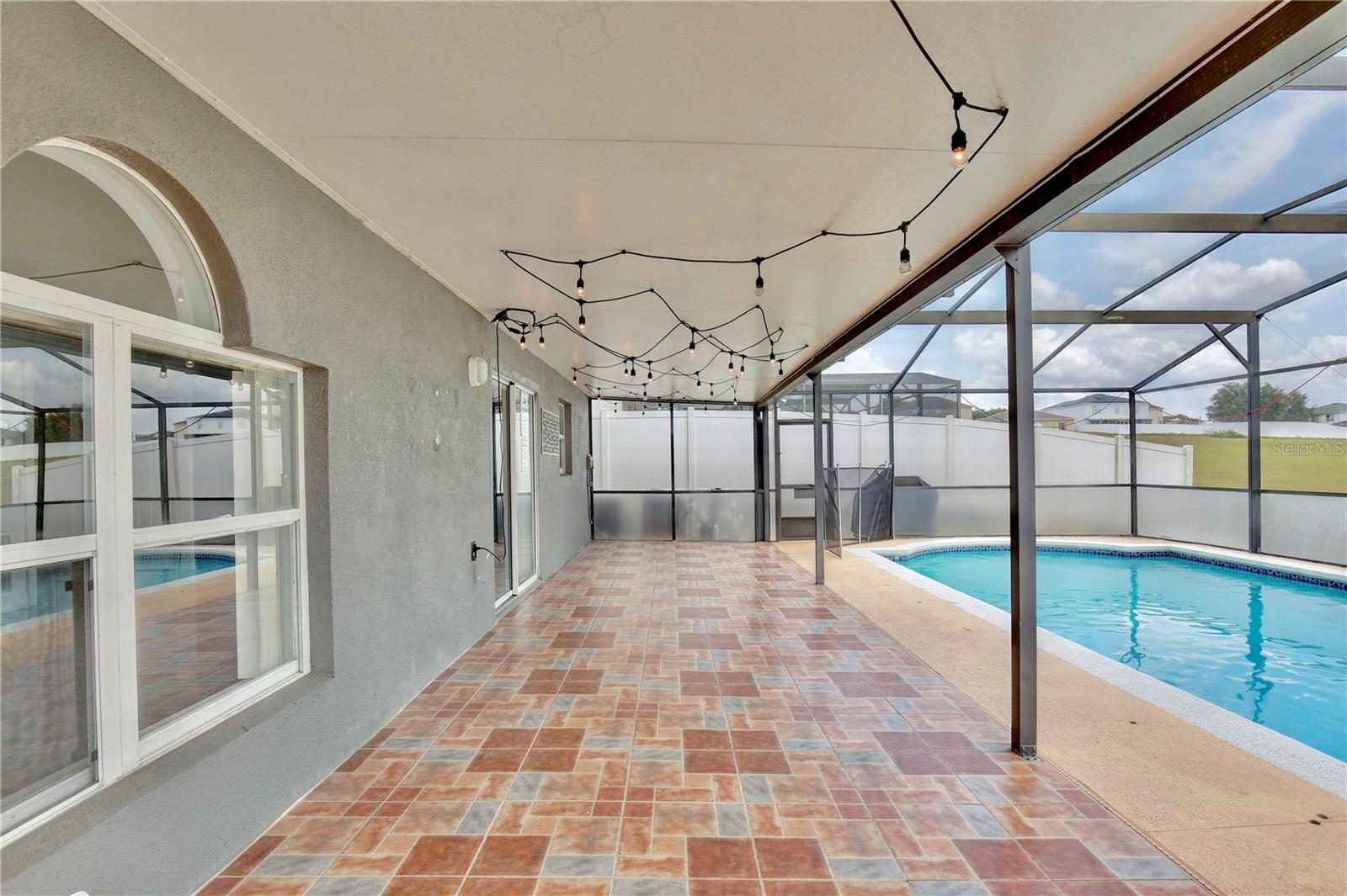 Image 33 of 49 For 629 Milford Drive