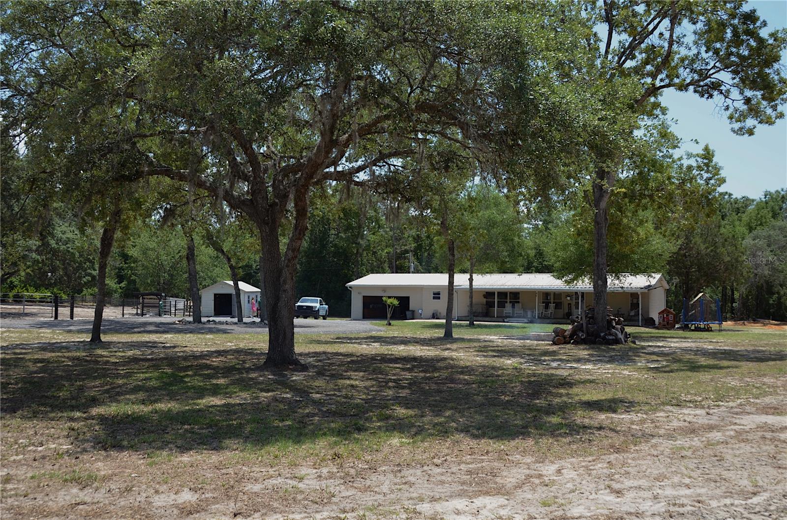 Listing photo id 36 for 11499 Sedate Street