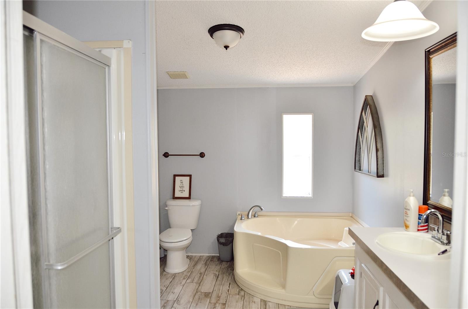 Listing photo id 5 for 11499 Sedate Street