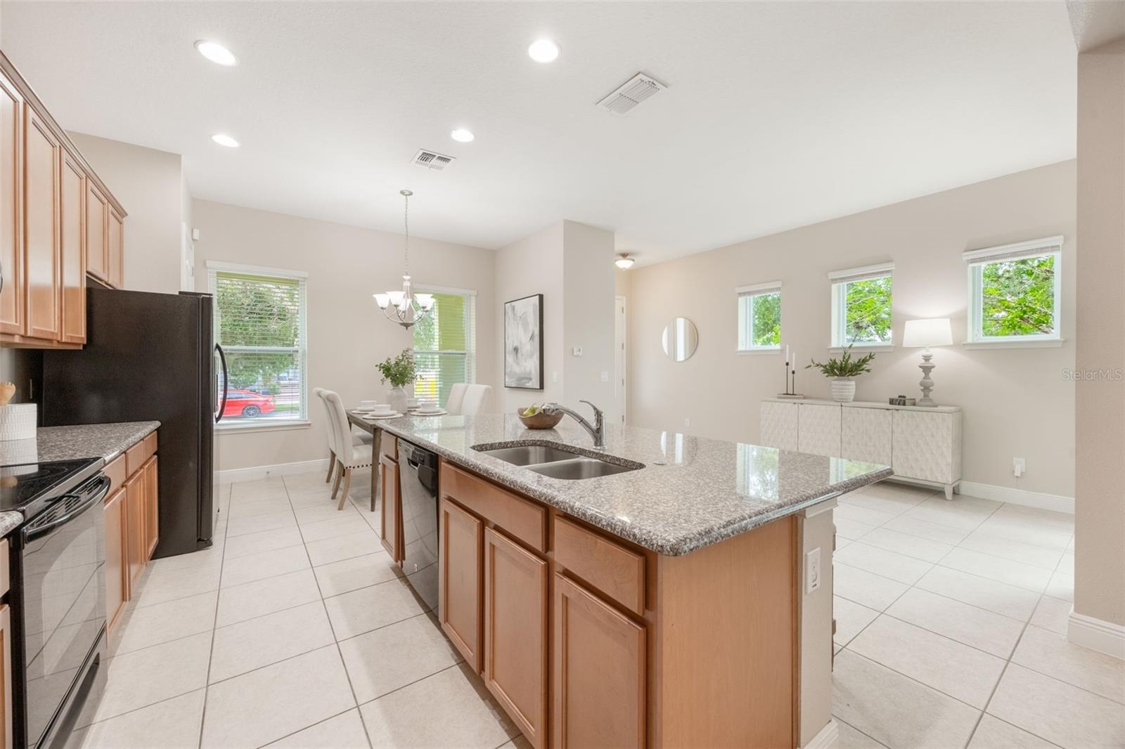 Image 17 of 99 For 14244 Walcott Avenue