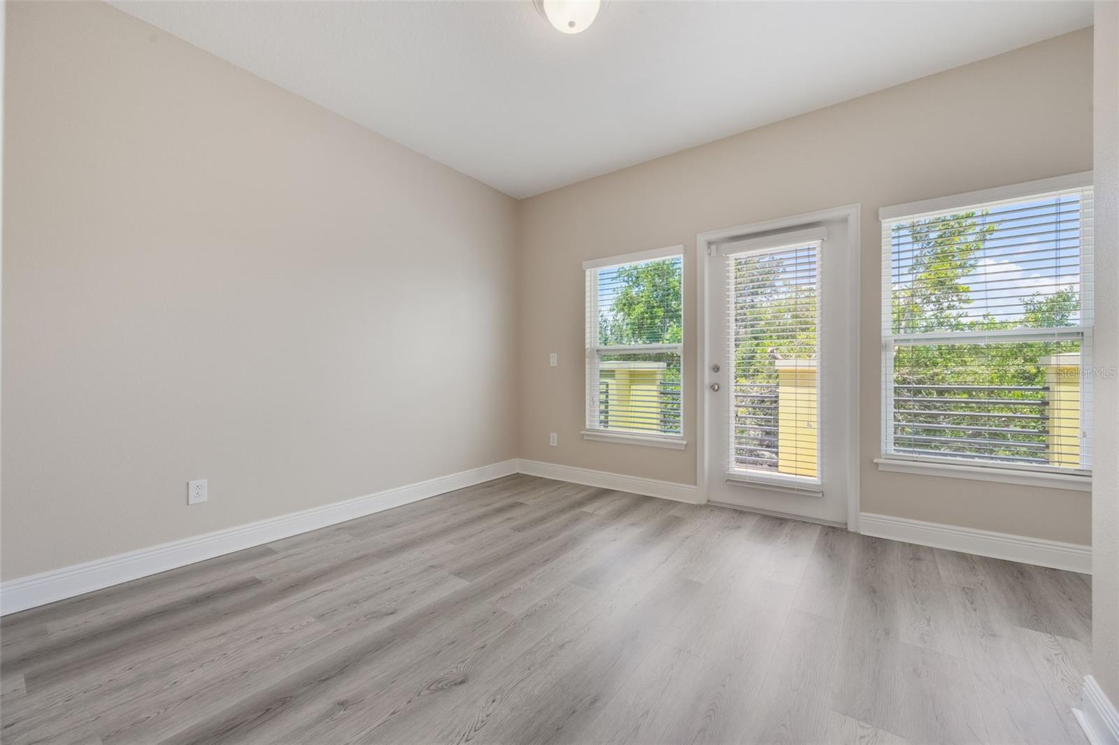 Image 43 of 99 For 14244 Walcott Avenue