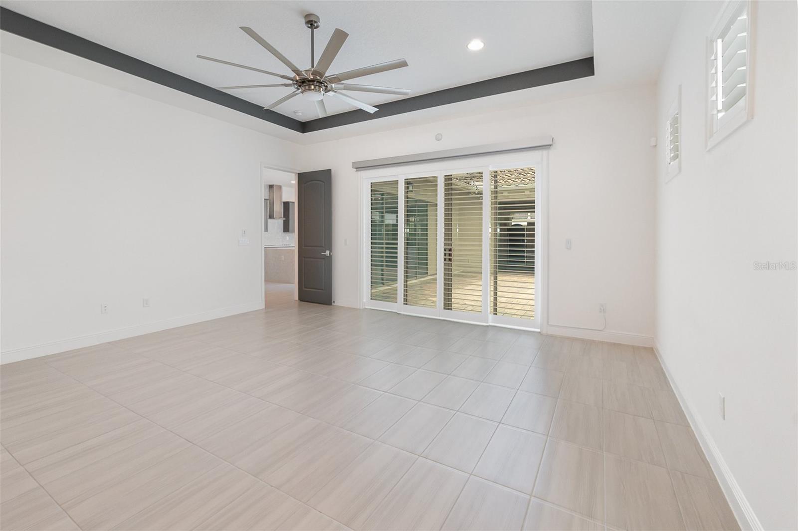 Image 12 of 40 For 10266r Beechwood Lane
