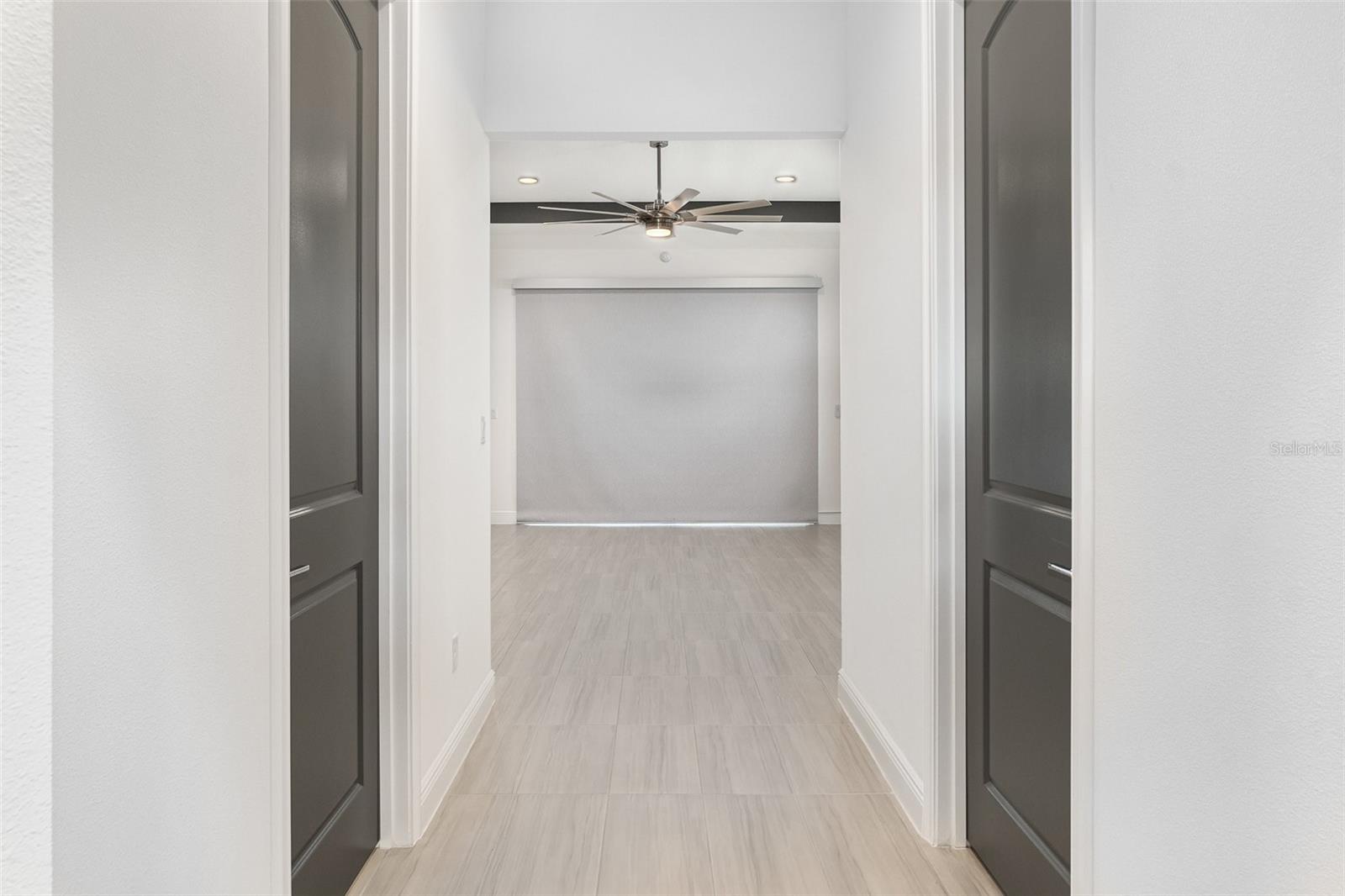 Image 14 of 40 For 10266r Beechwood Lane