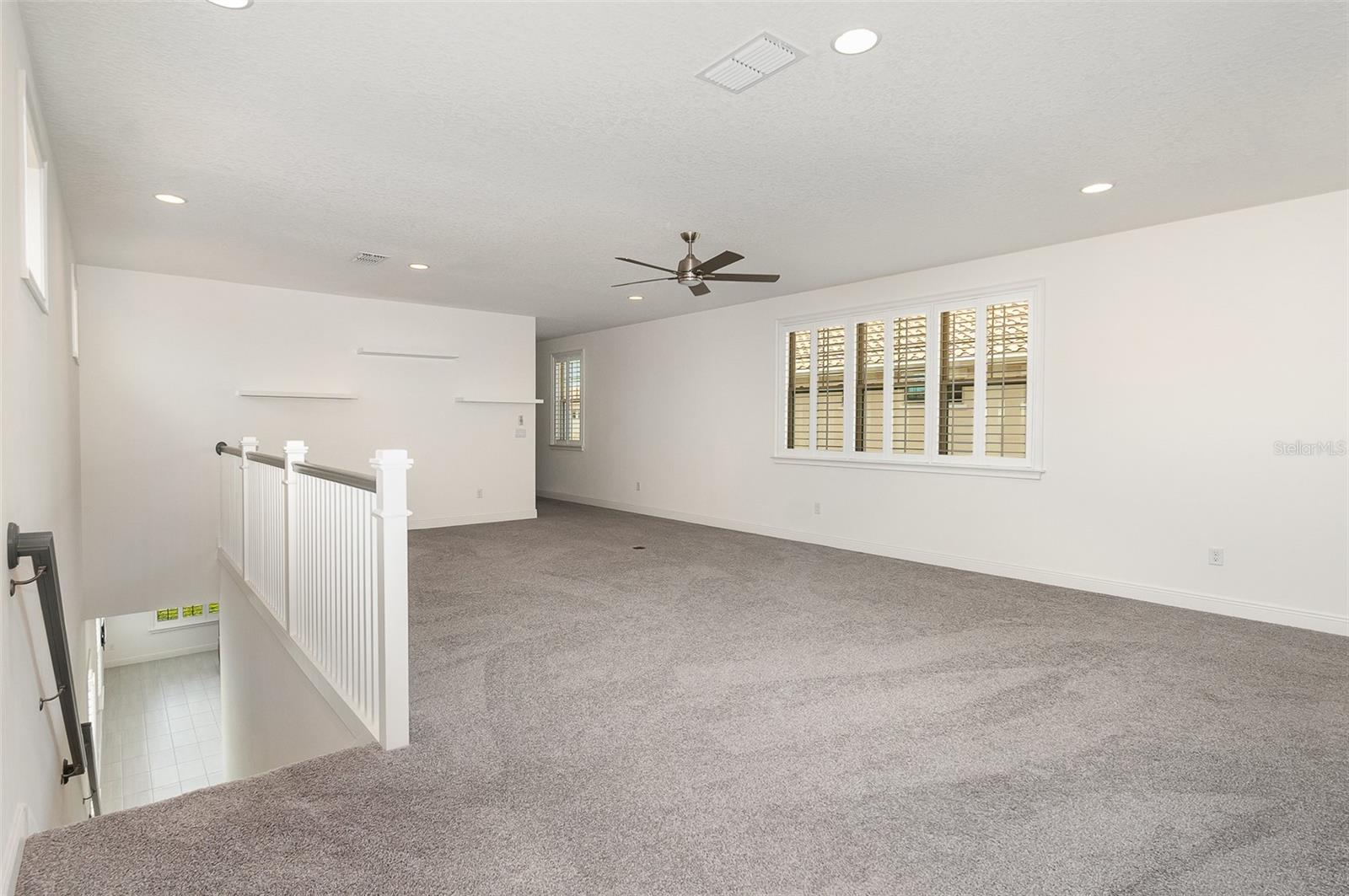 Image 18 of 40 For 10266r Beechwood Lane
