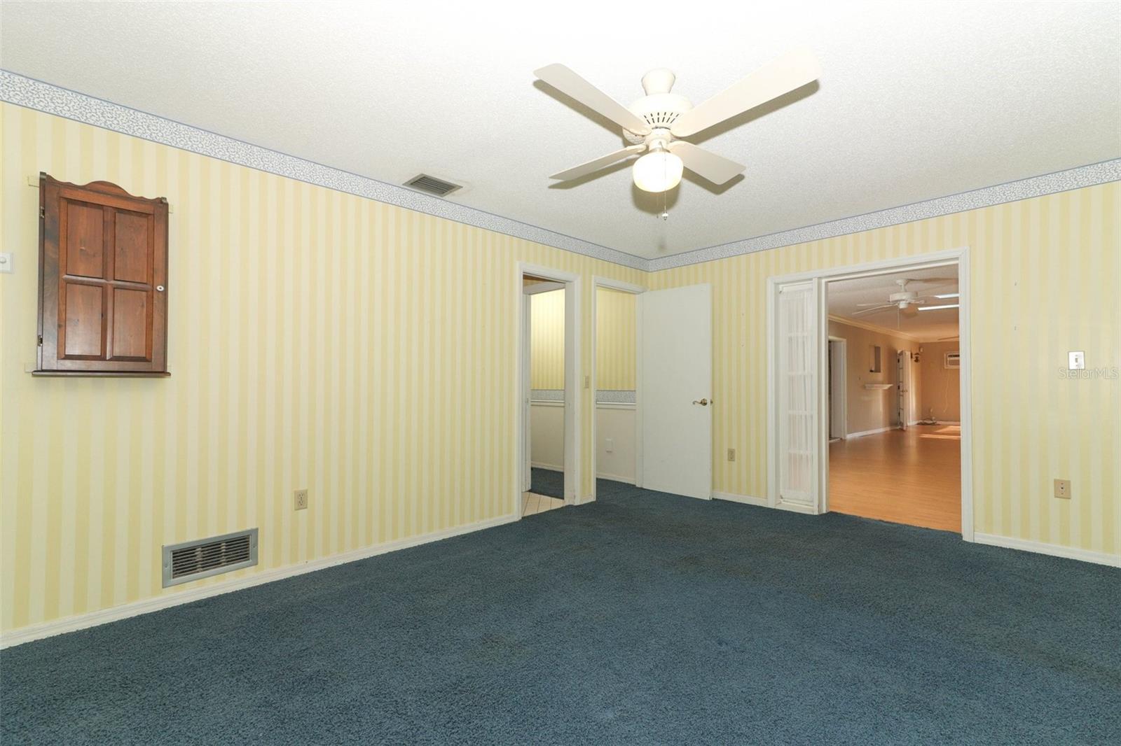 Image 21 of 76 For 4141 Fallwood Circle