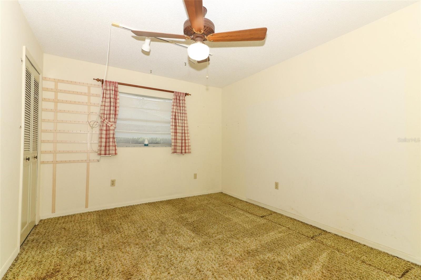 Image 23 of 76 For 4141 Fallwood Circle