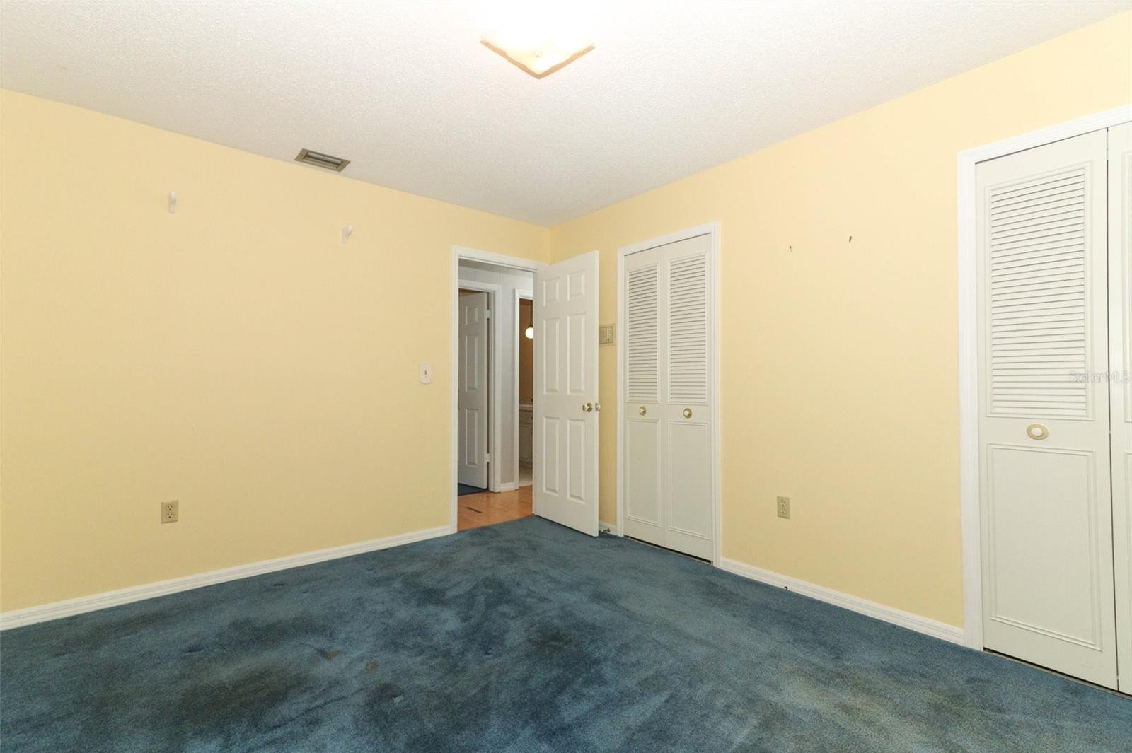 Image 29 of 76 For 4141 Fallwood Circle