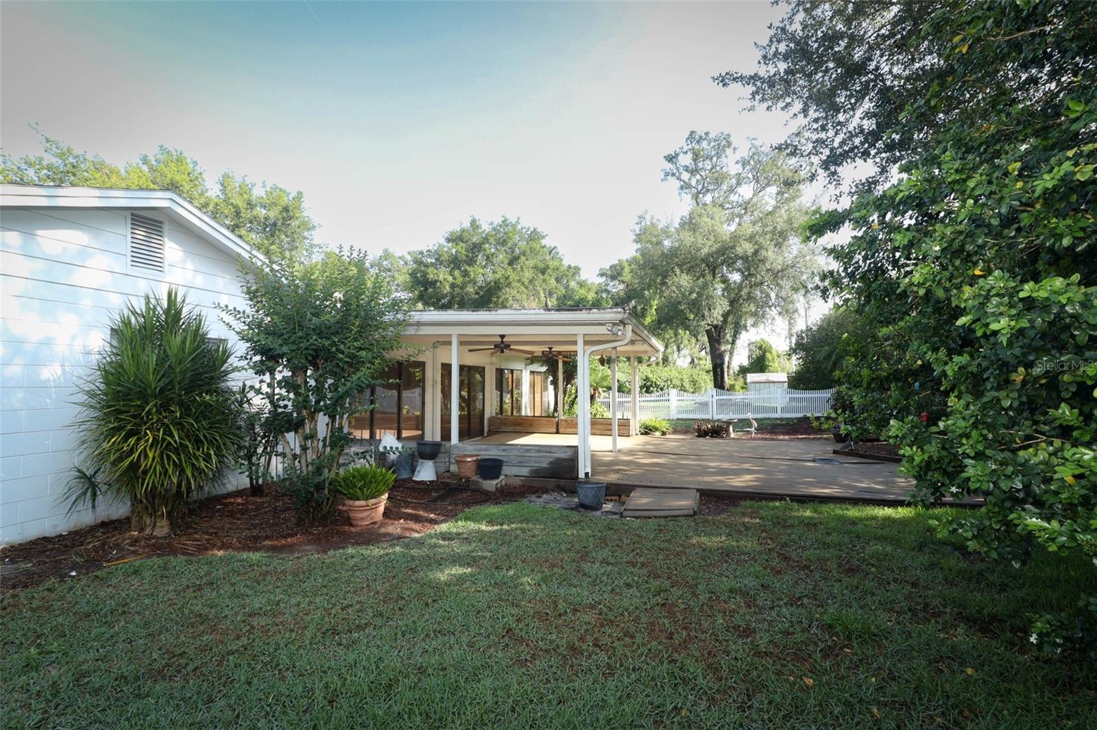 Image 46 of 76 For 4141 Fallwood Circle