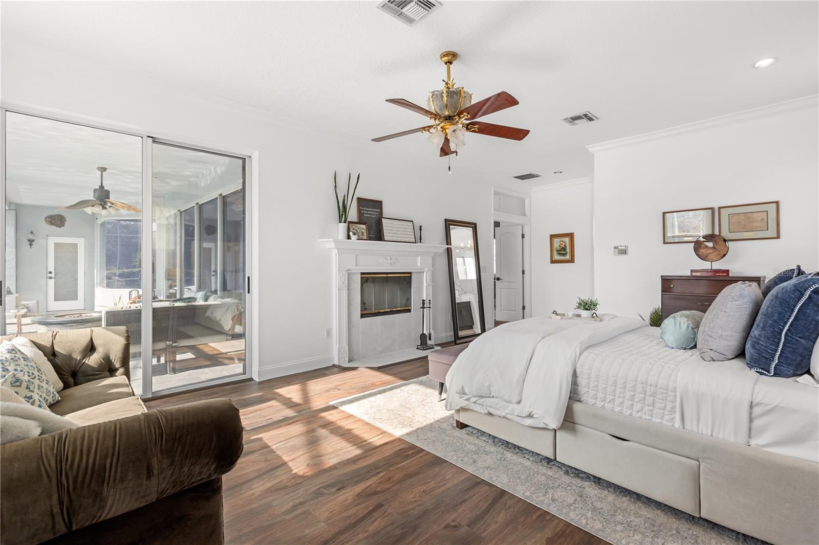 Image 24 of 60 For 3891 Brantley Place Circle