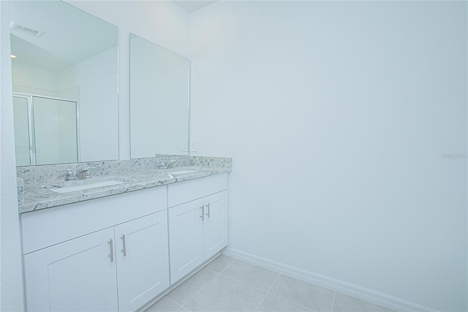 Image 17 of 28 For 2930 Sunstar Drive