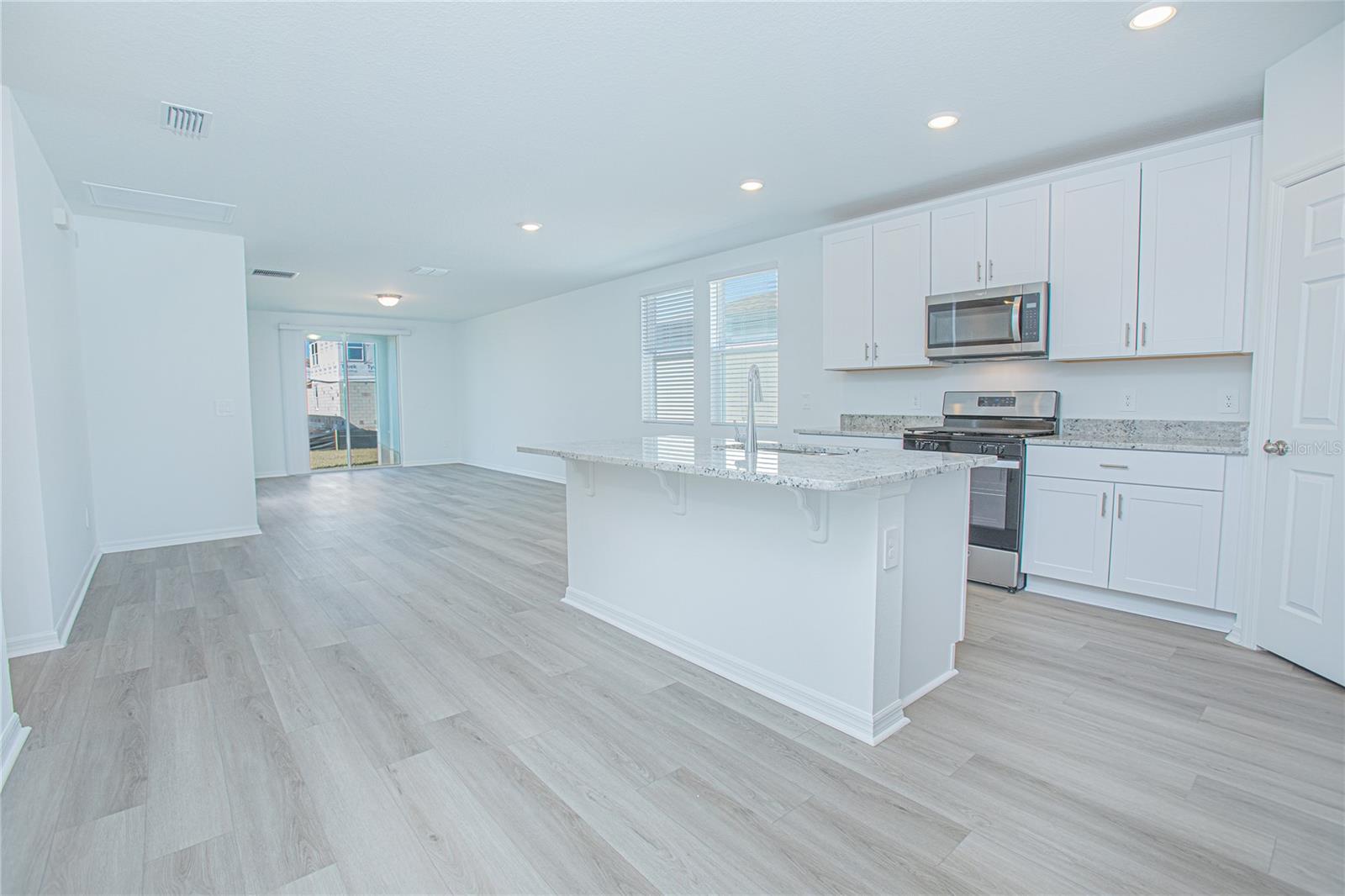 Image 8 of 28 For 2930 Sunstar Drive