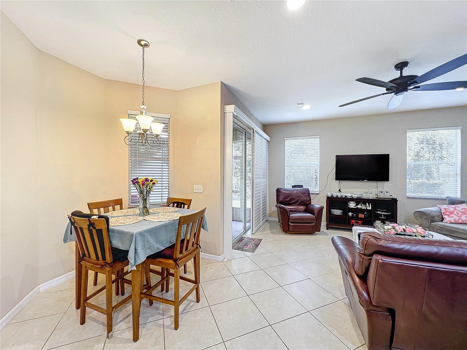 Image 21 of 41 For 452 Harbor Winds Court