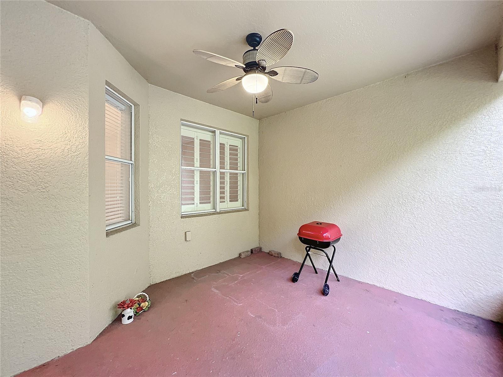 Image 36 of 41 For 452 Harbor Winds Court