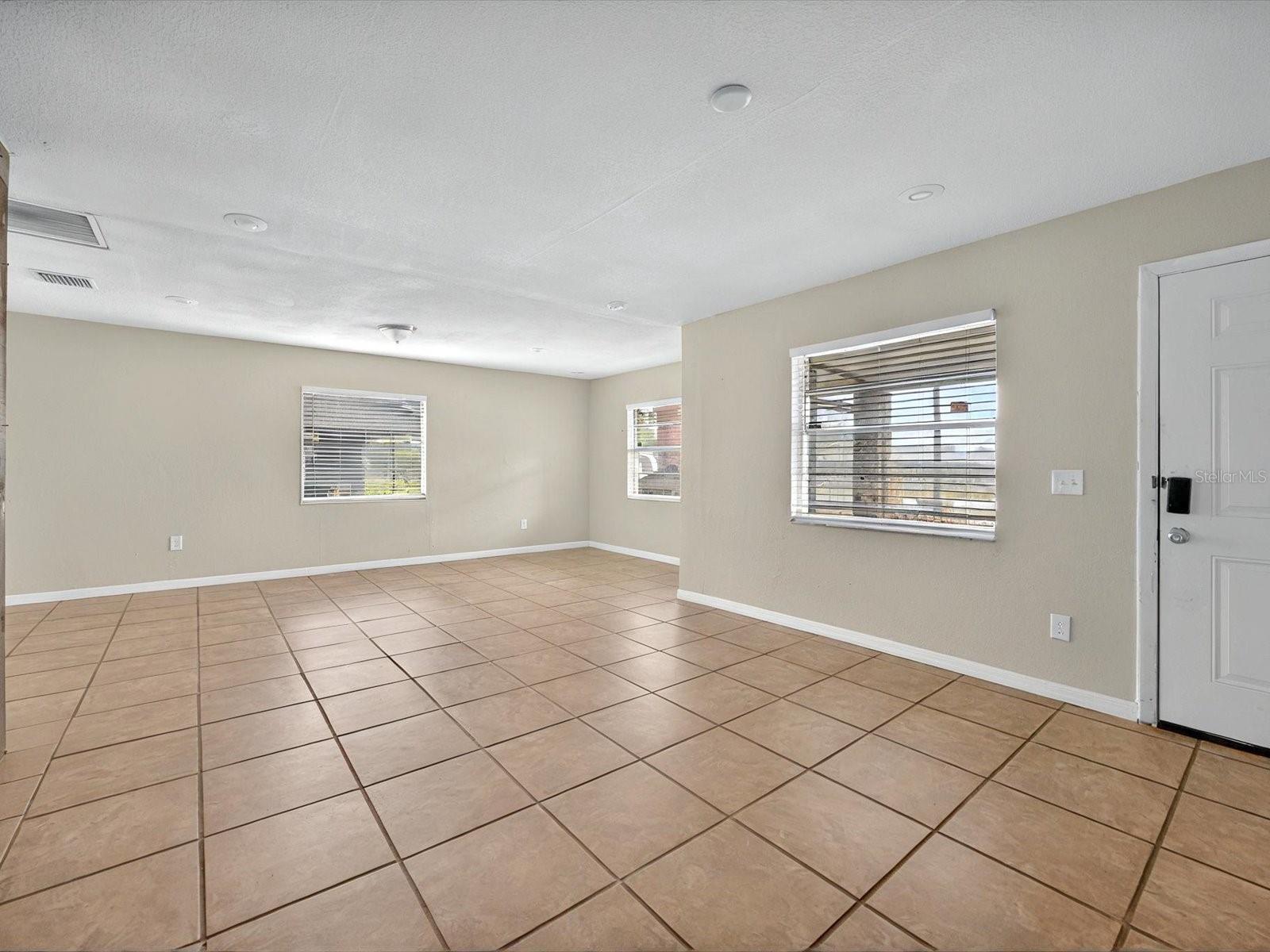 Image 3 of 32 For 4770 Martin Luther King Drive