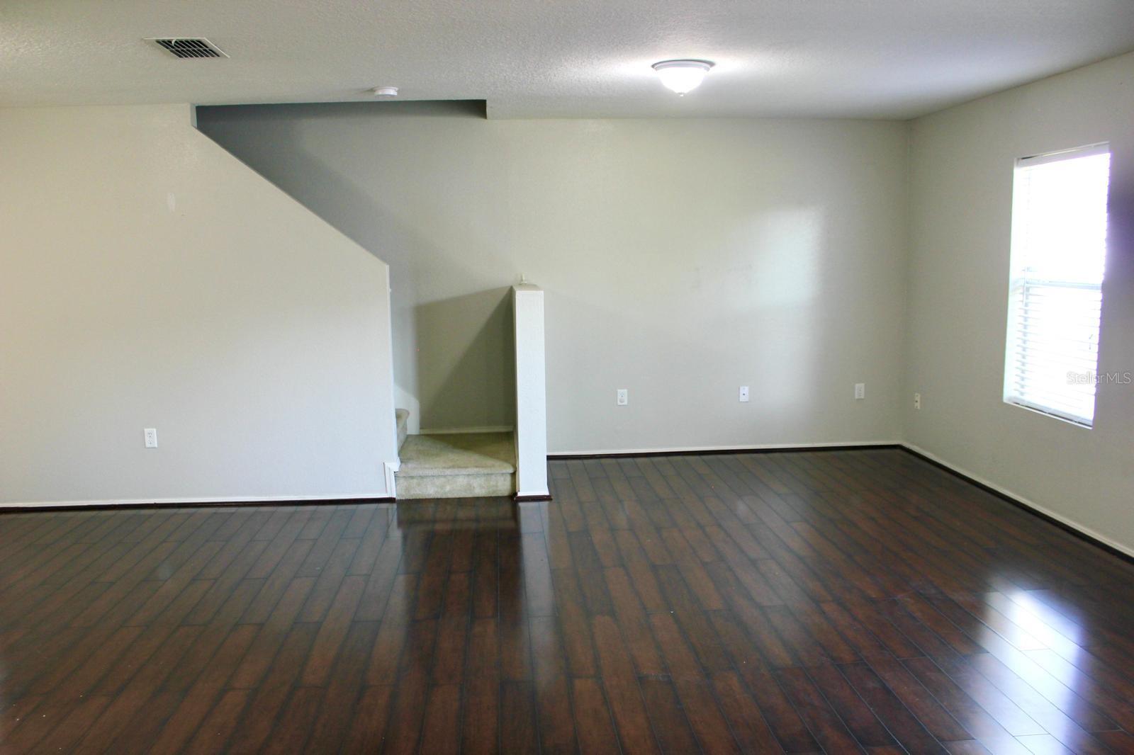 Image 11 of 39 For 1017 Chalcedony Street