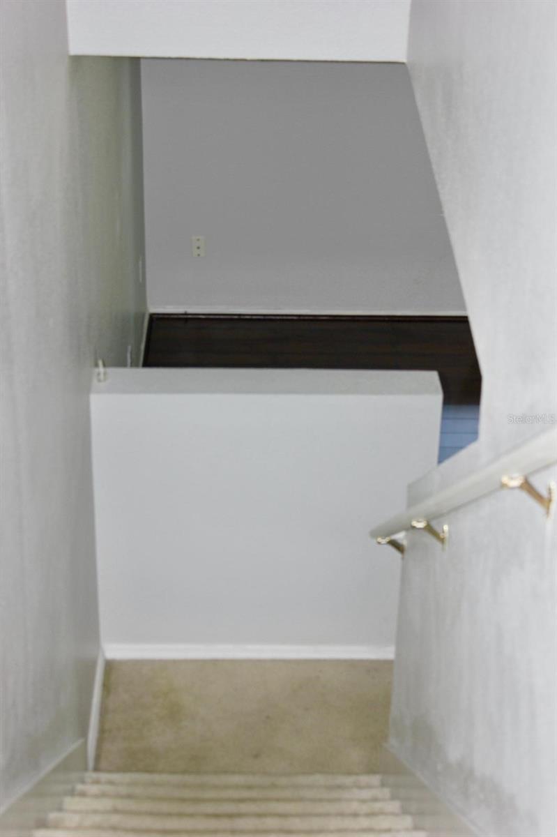 Image 15 of 39 For 1017 Chalcedony Street