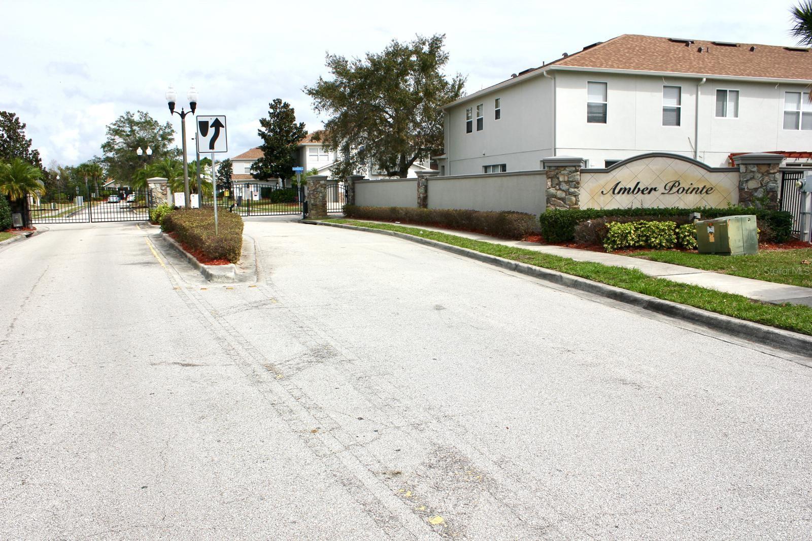 Image 3 of 39 For 1017 Chalcedony Street