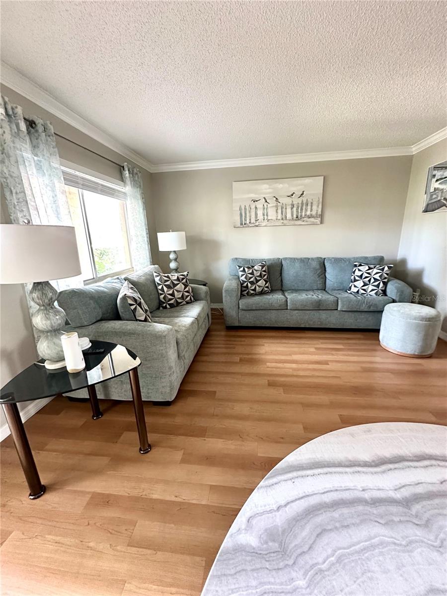 Image 2 of 31 For 109 Oyster Bay Circle 120