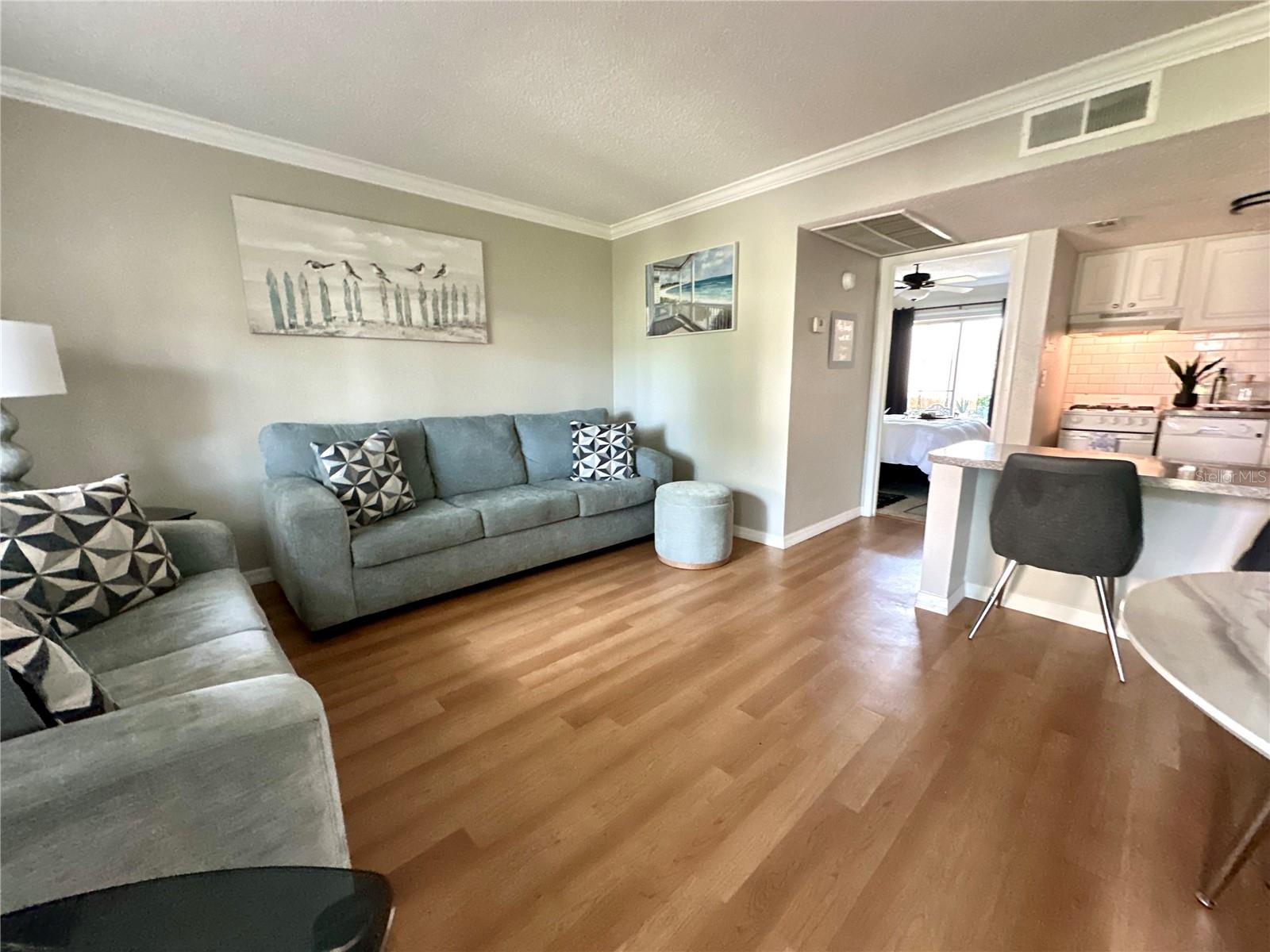 Image 3 of 31 For 109 Oyster Bay Circle 120