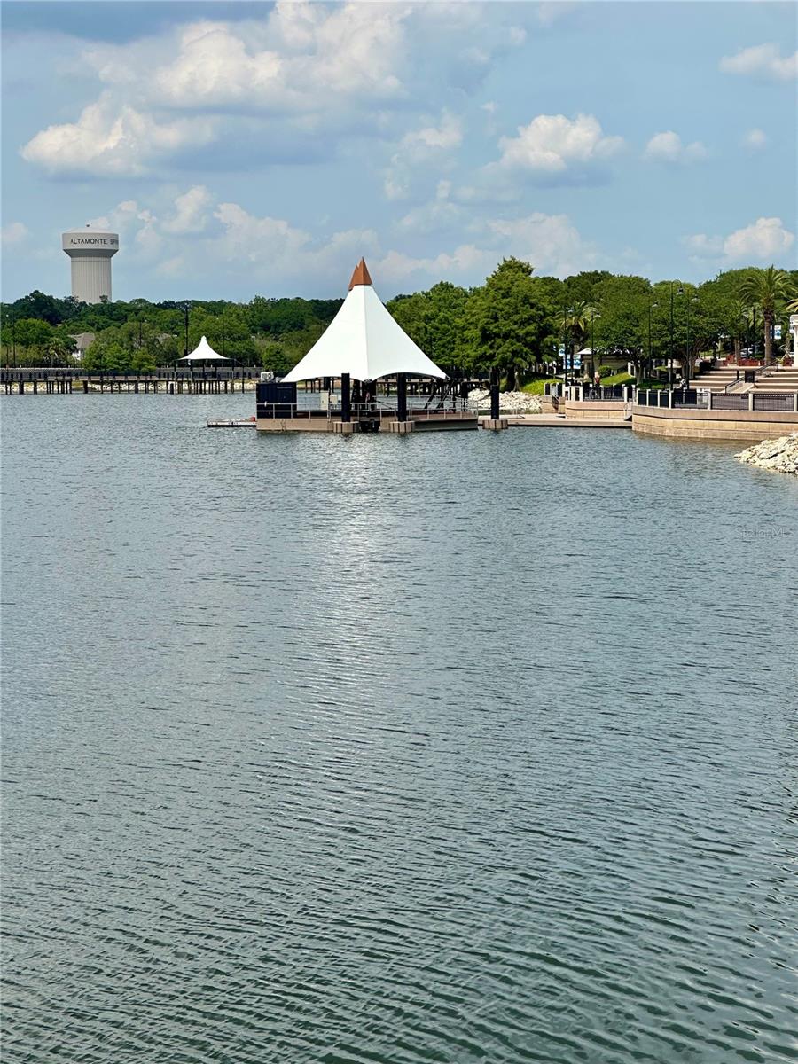 Image 33 of 39 For 109 Oyster Bay Circle 120