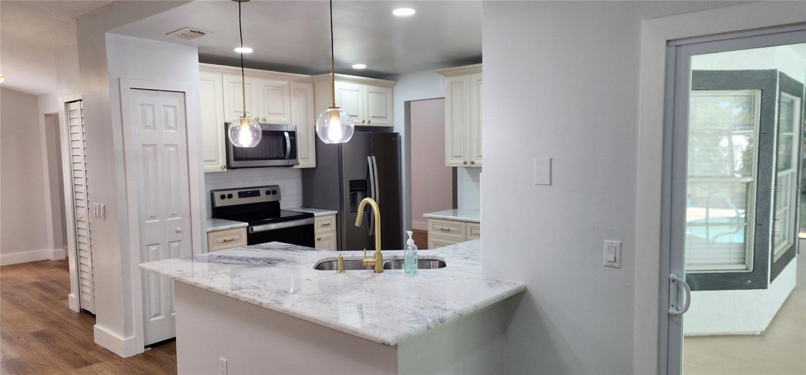 Image 7 of 41 For 3146 Byington Terrace Ter